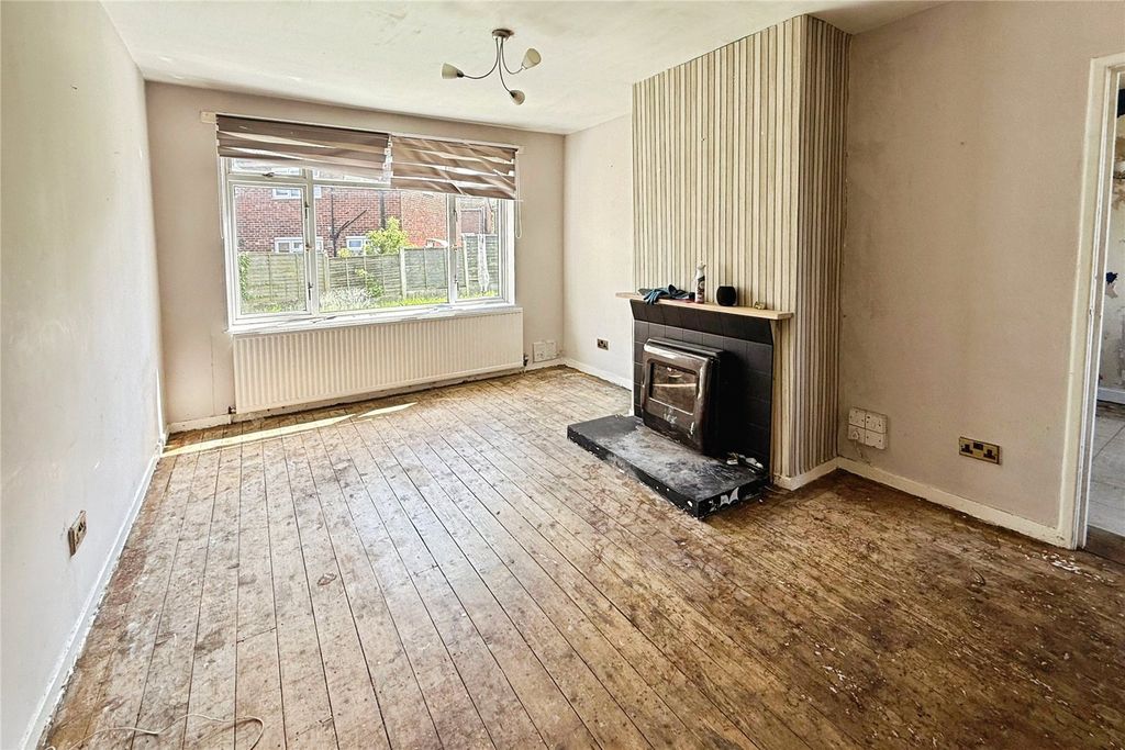 Property photo 2 of 10 Picture No. 11
