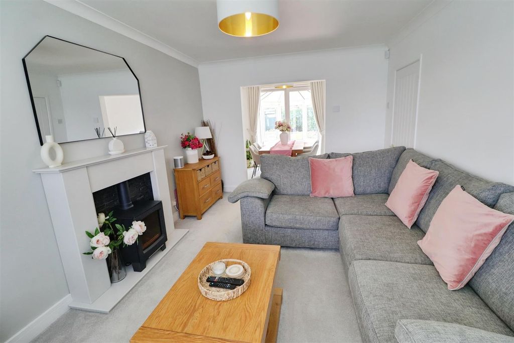 Property photo 2 of 26 44Bb3d2B-Img_9341-Img_9343.Jpg