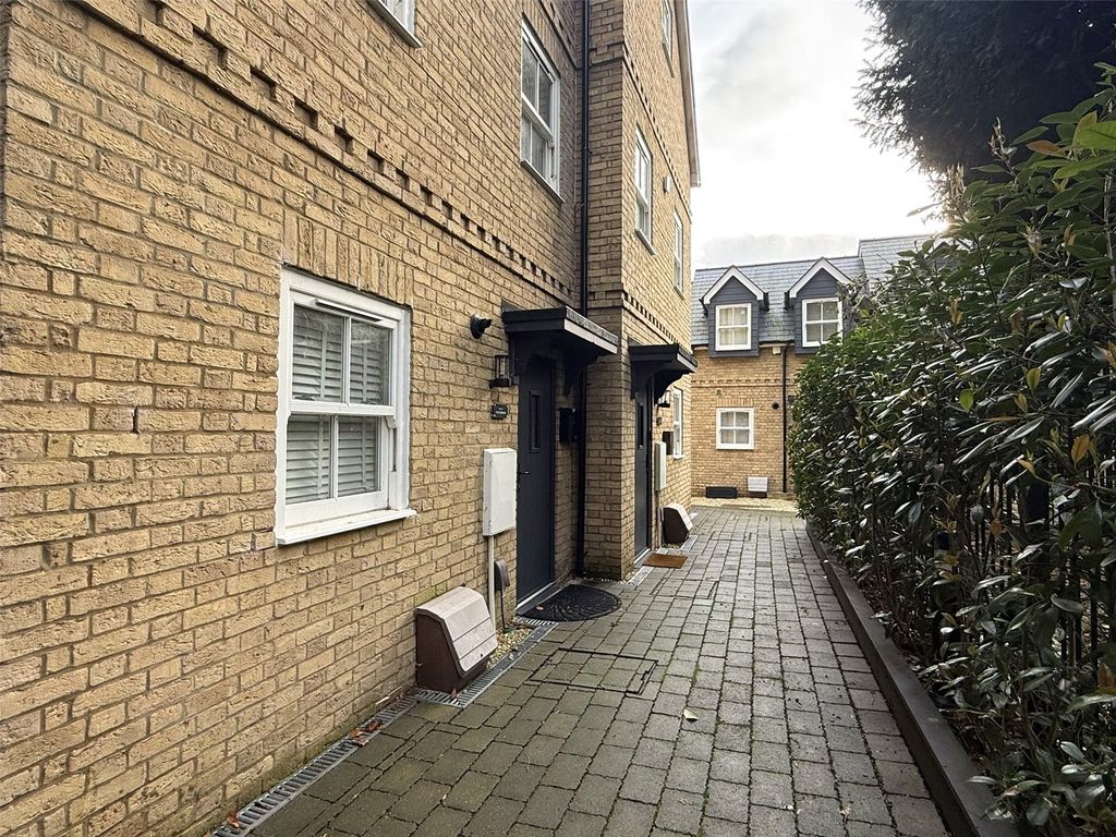 Property photo 2 of 7 Picture No. 02