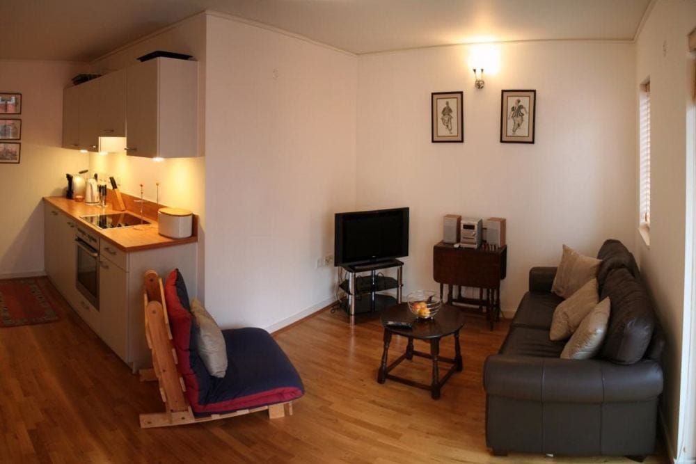 Property photo 1 of 6
