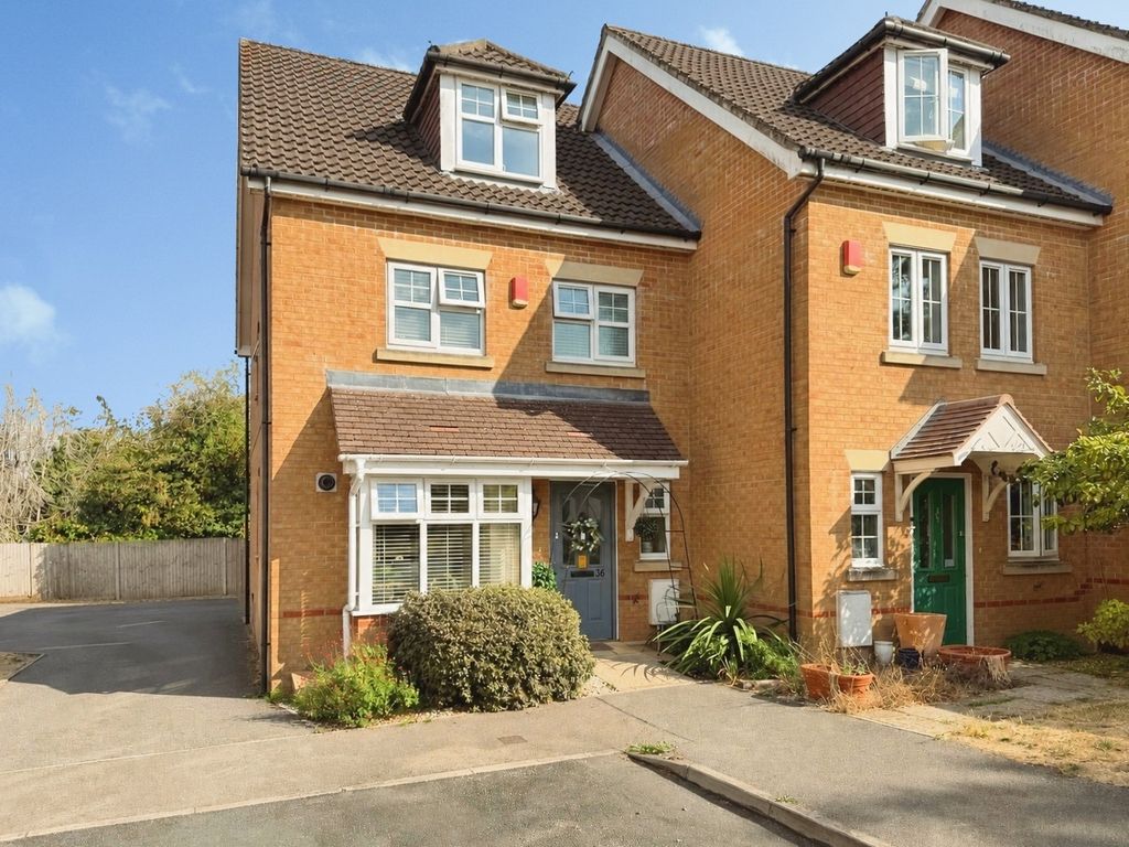 Property photo 1 of 18 Pbox-Img.Png