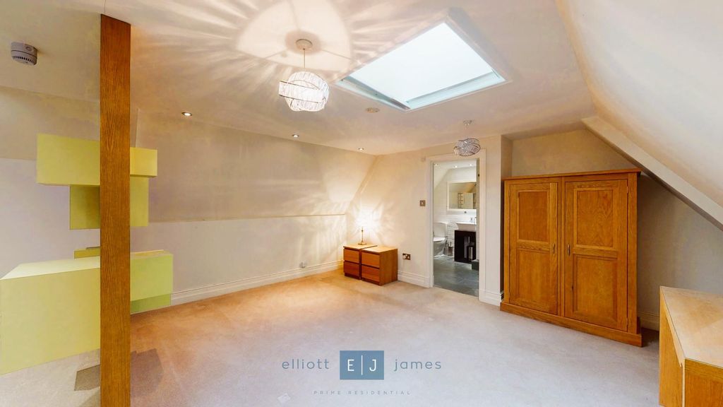 Additional image 18 of 4 bed flat to rentHill Hall, Theydon Mount, Epping CM16