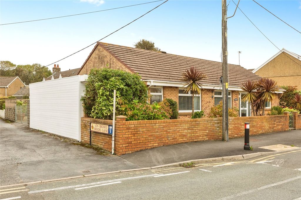 Property photo 1 of 27 Picture No. 24