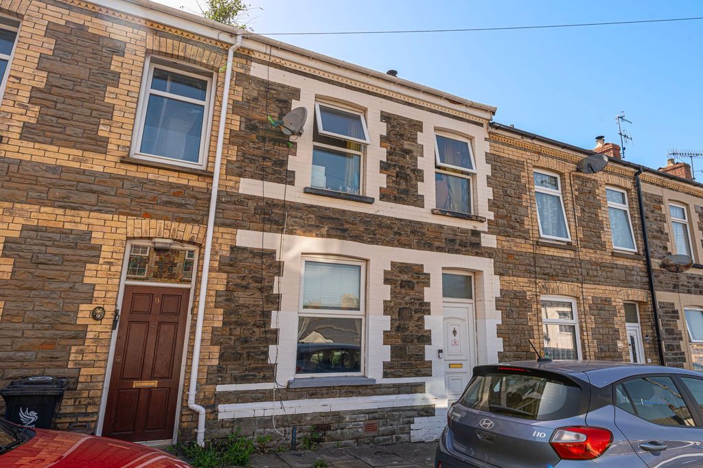 Property photo 1 of 24