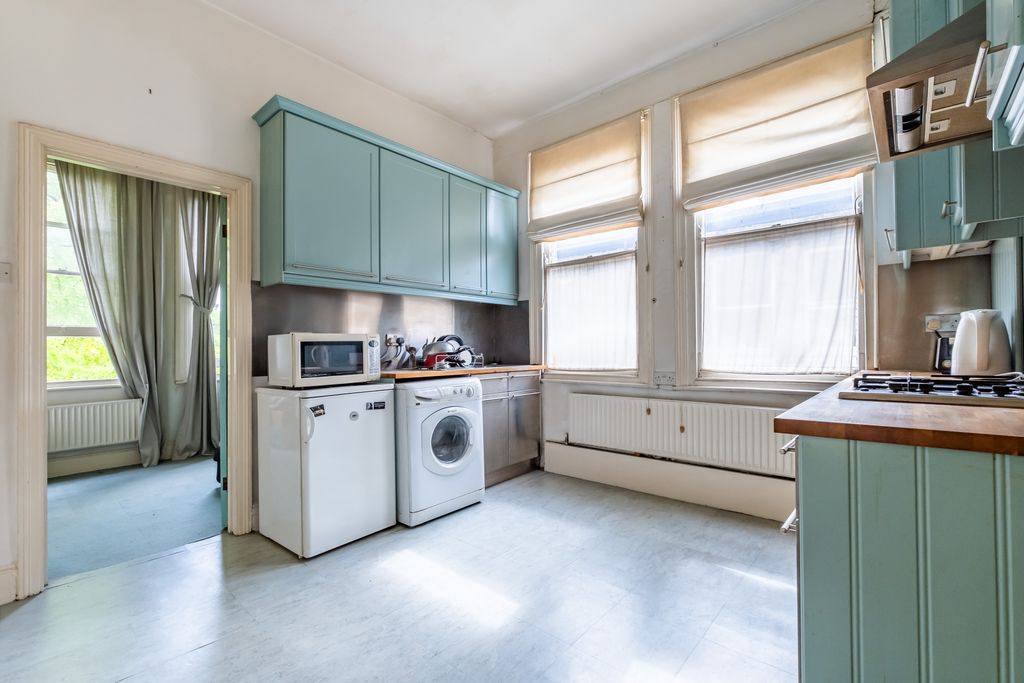Property photo 2 of 15 2