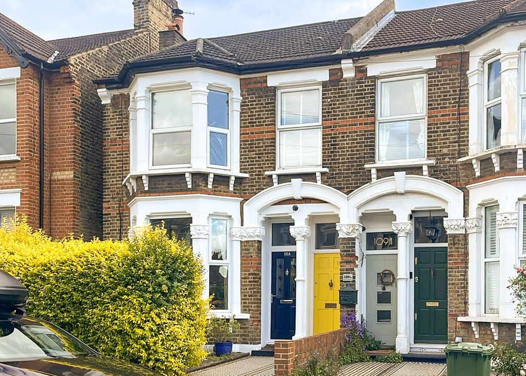 Property photo 2 of 12