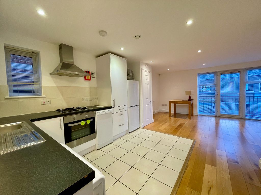 Property photo 2 of 8