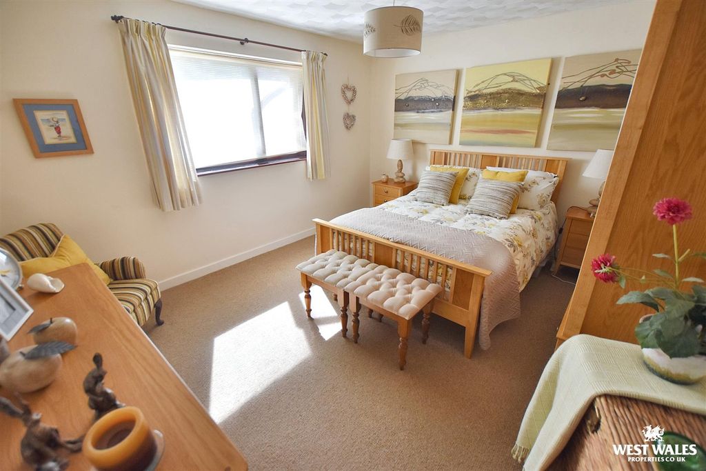 Property photo 3 of 25 2 (7).Jpg