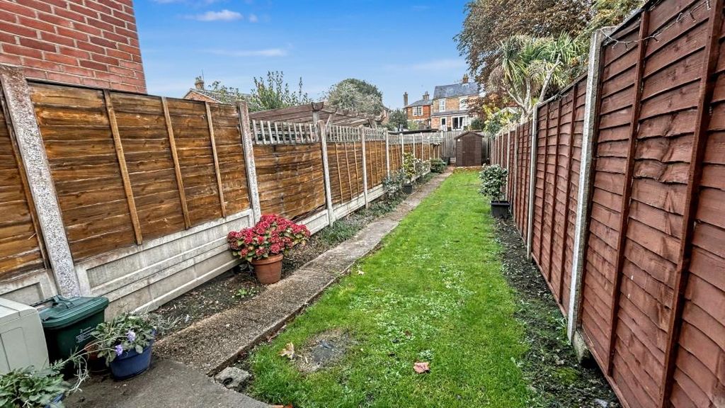 Property photo 3 of 12