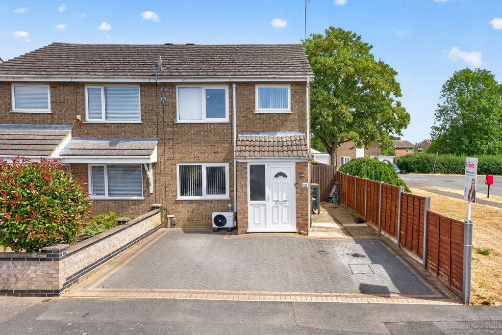 Property photo 1 of 30