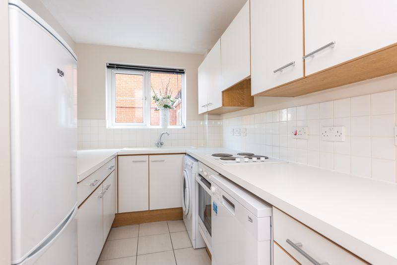 Property photo 2 of 7 Photo 8