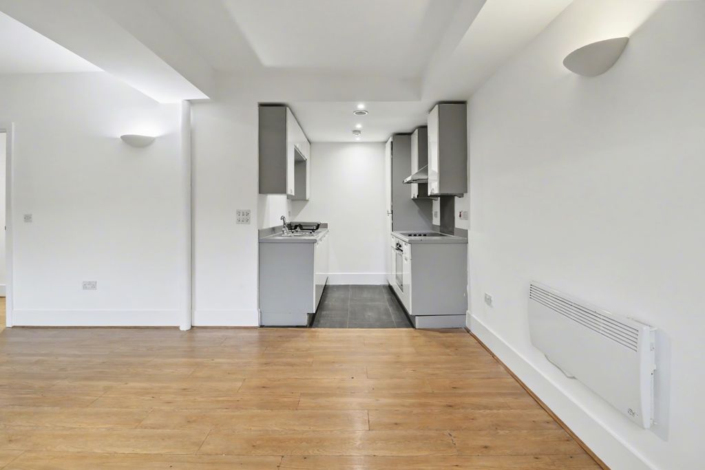 Property photo 2 of 13 Img_7402