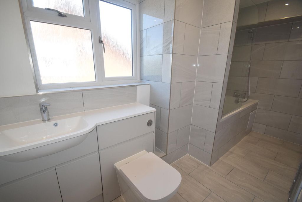 Property photo 2 of 17 Bathroom One