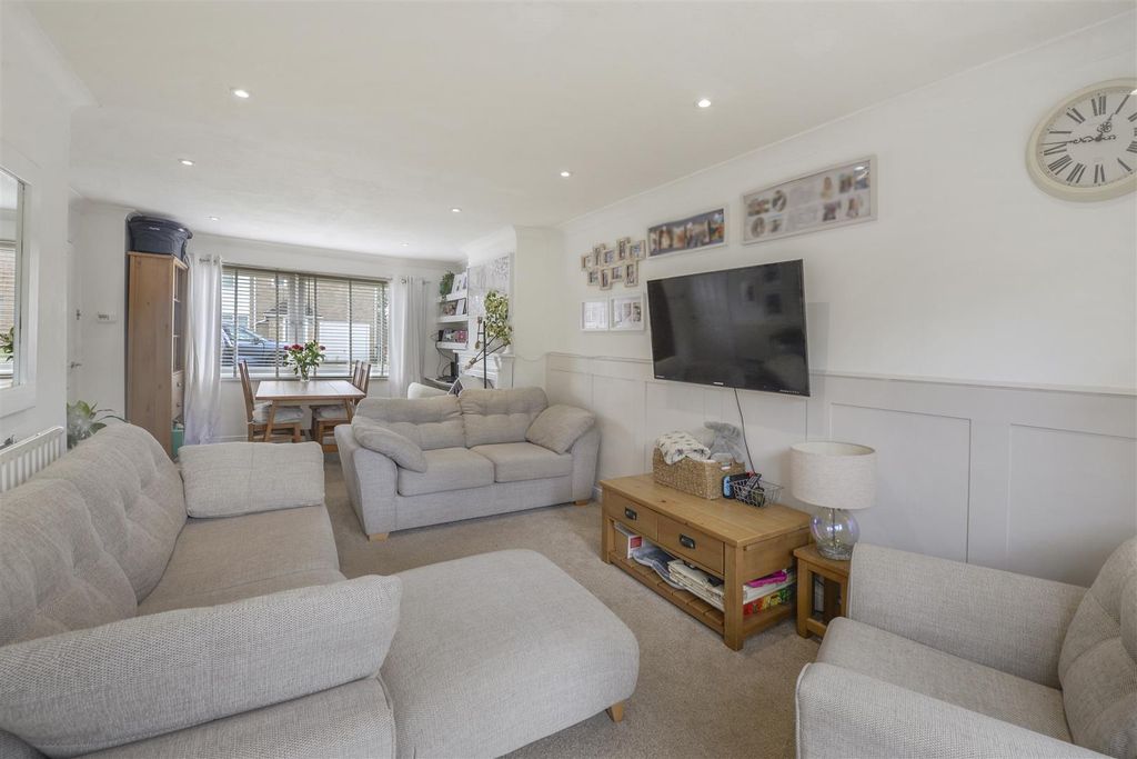 Property photo 2 of 19 26Allington08.Jpg