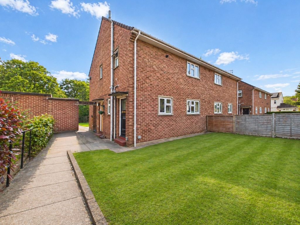 Property photo 1 of 17 Picture No. 24