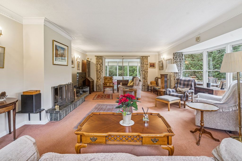 Property photo 2 of 26 Reception