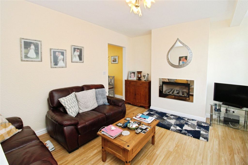 Property photo 3 of 18 Picture No. 09