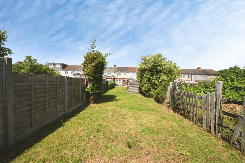 Property photo 2 of 16