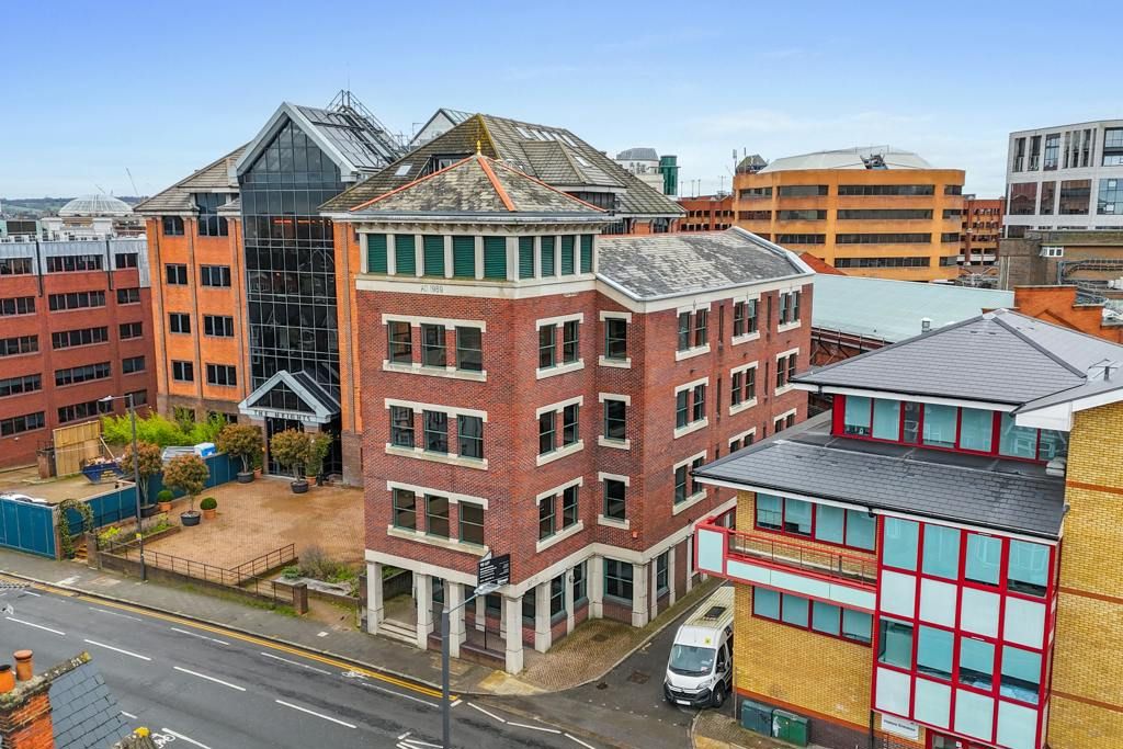 Property photo 3 of 21 Photo 30