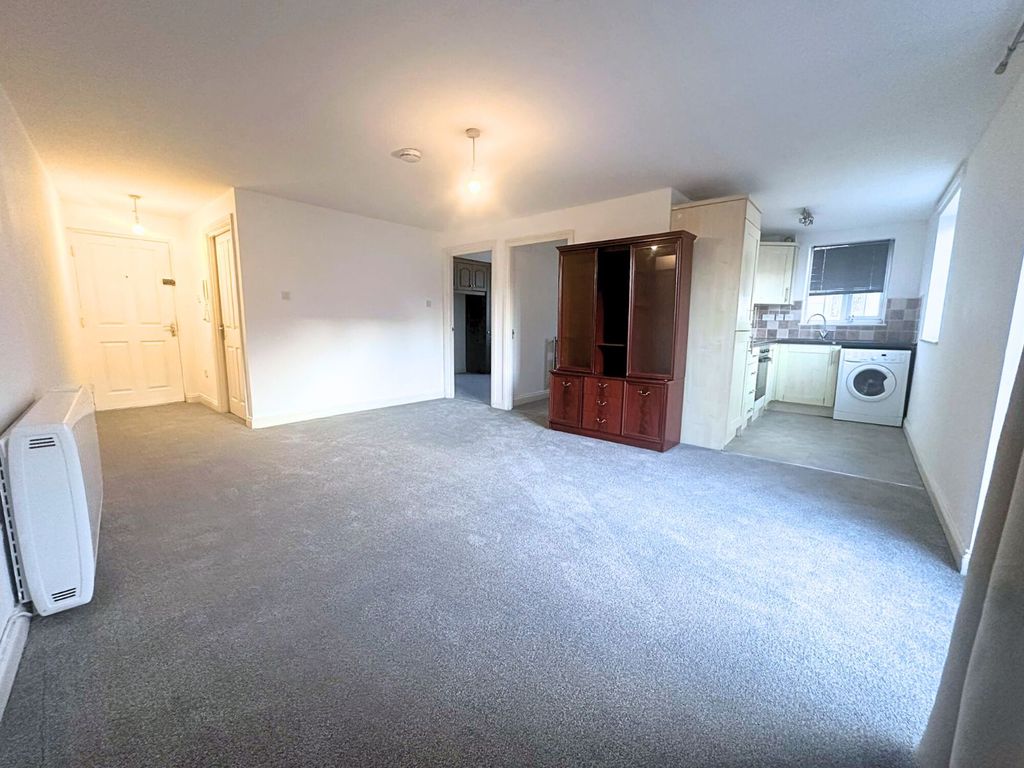 Property photo 1 of 7 Open Plan Lounge/Diner