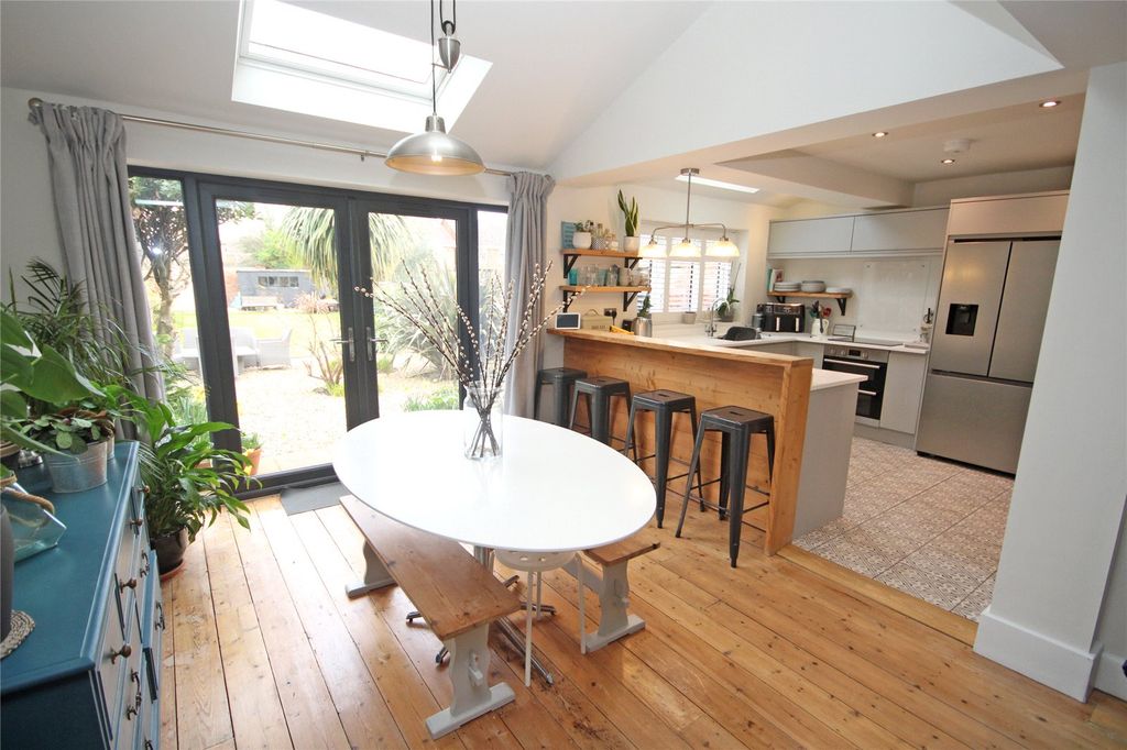 Property photo 3 of 18 Picture No. 04