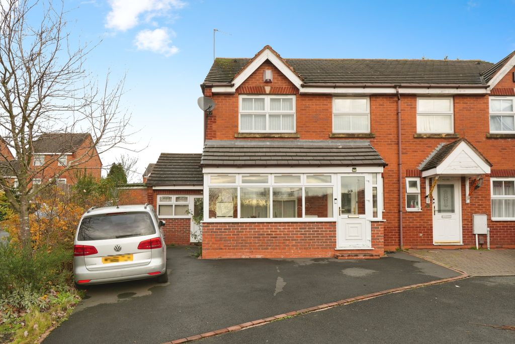 Property photo 1 of 21 Front