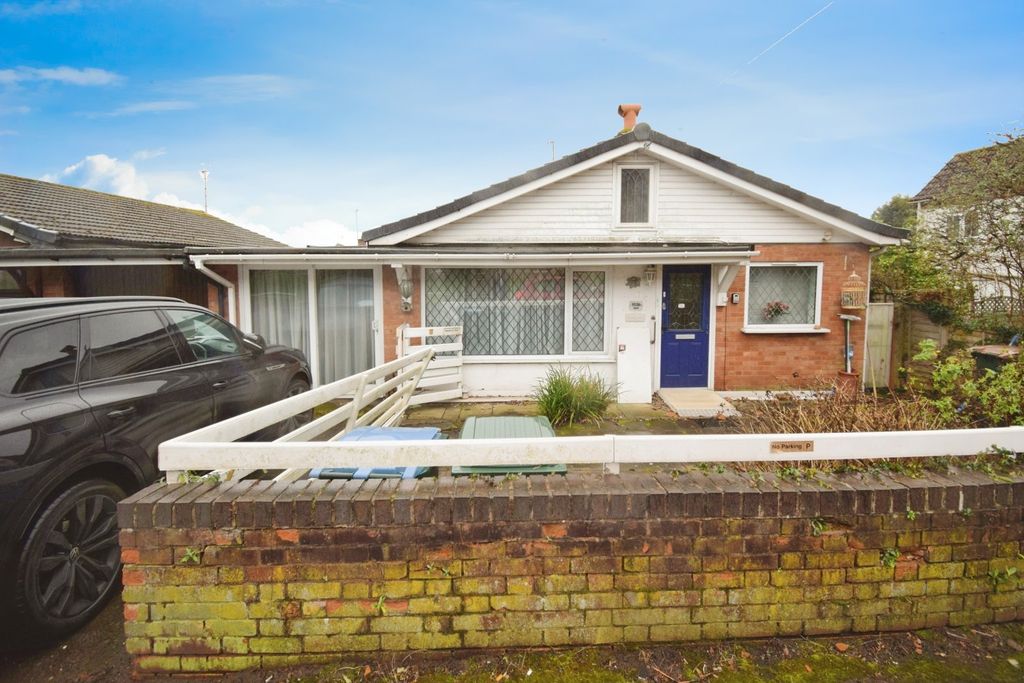 Property photo 1 of 14 Front