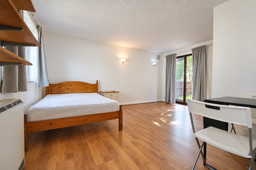 Property photo 1 of 10