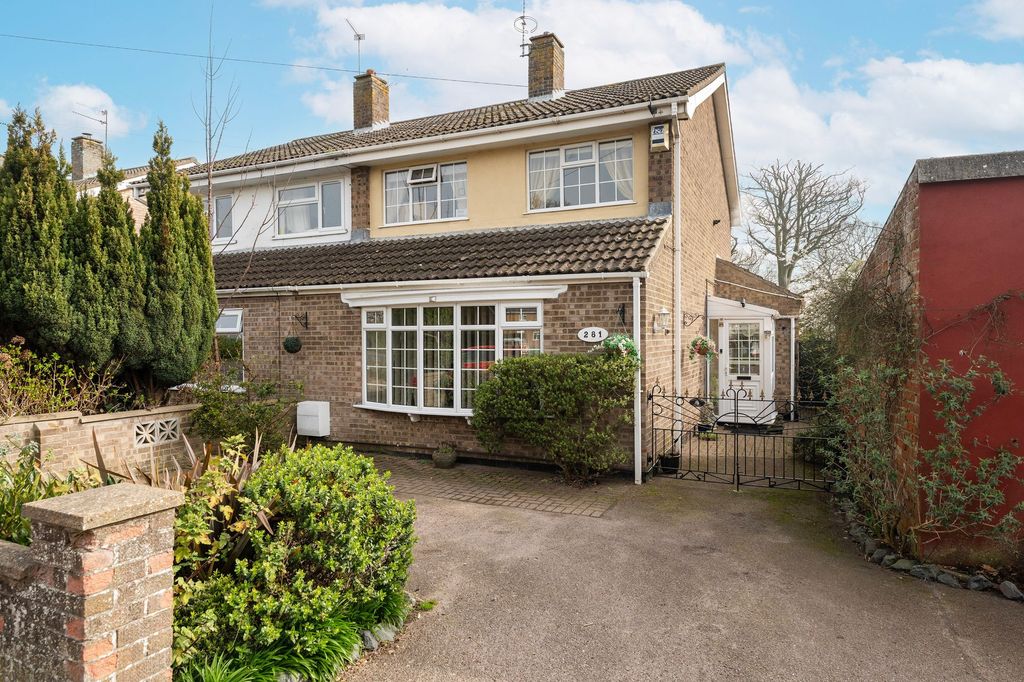 Property photo 1 of 22