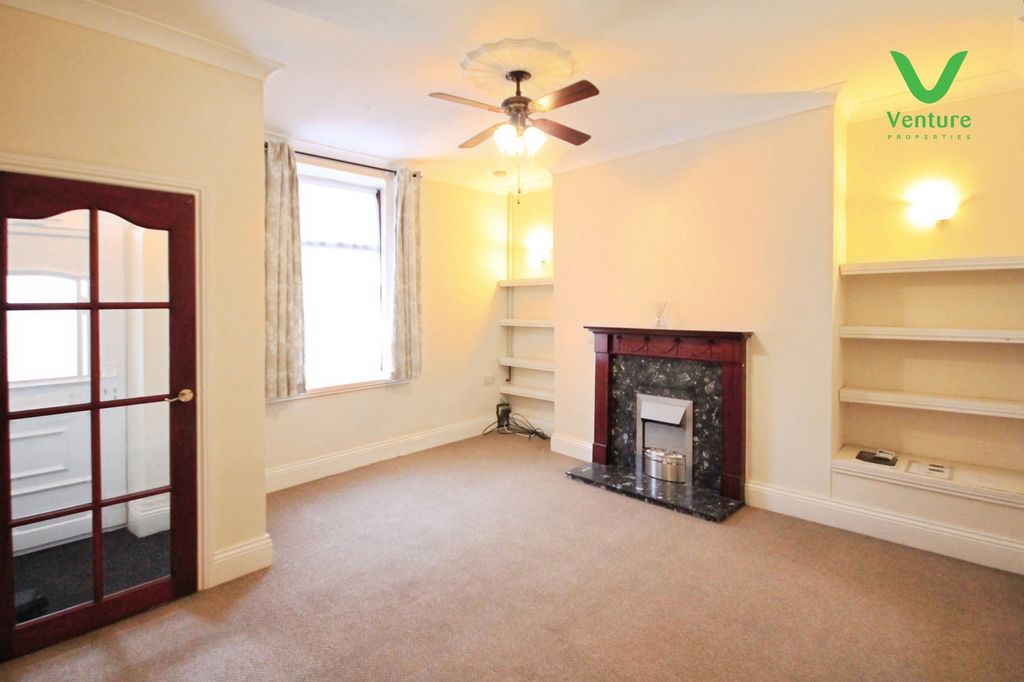 Property photo 3 of 13 Pbox-Img.Jpg