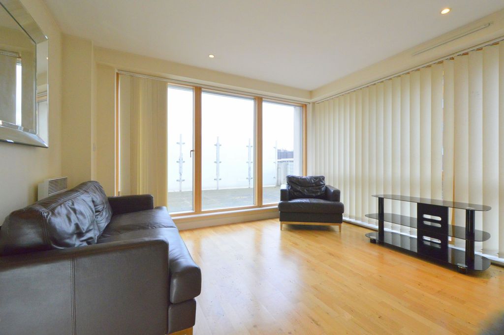 Property photo 2 of 9 Living Room 2