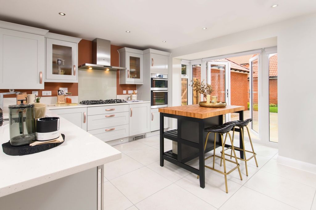 Property photo 3 of 9 Cringleford Heights Dwh _ Layton 4 Bedroom Home