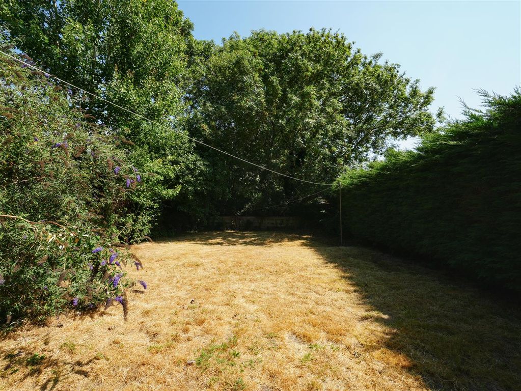 Property photo 2 of 12 External
