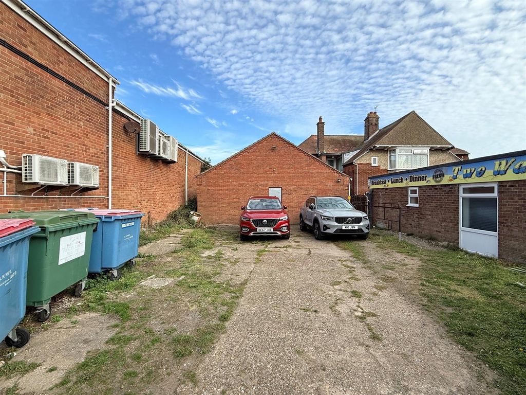 Property photo 2 of 2 Car Parking