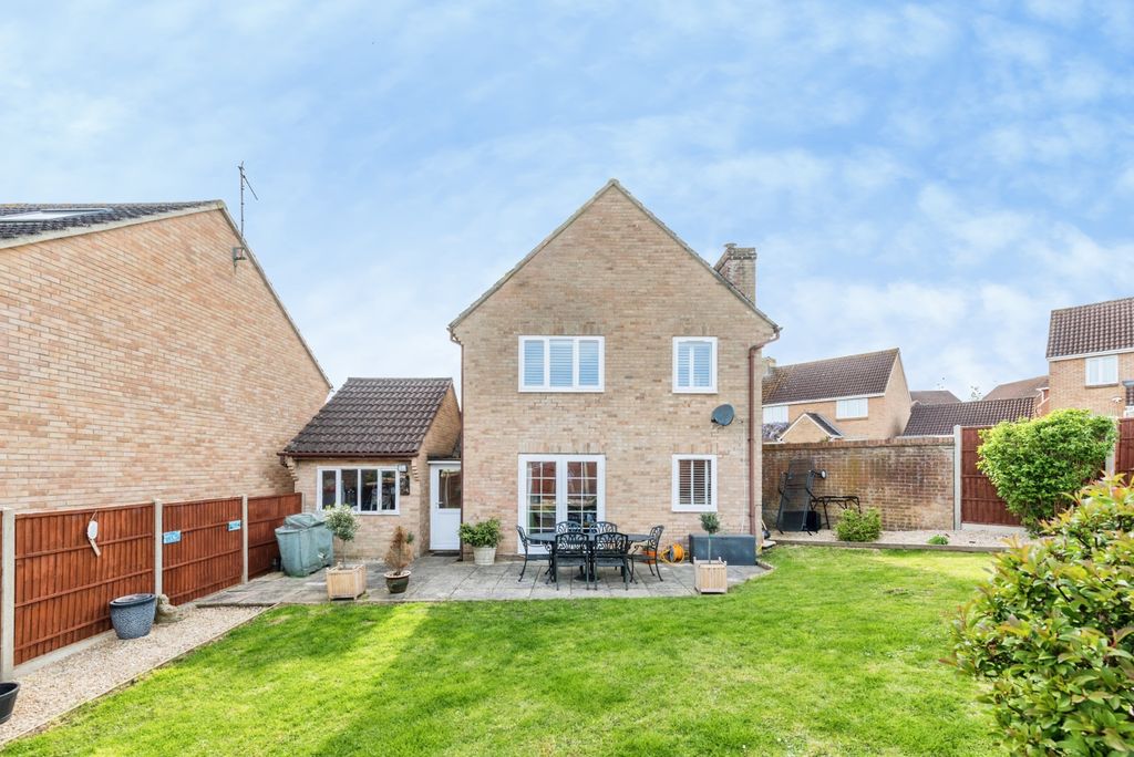 Property photo 3 of 19