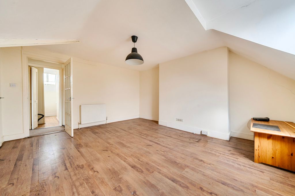 Property photo 3 of 14 Picture No. 02