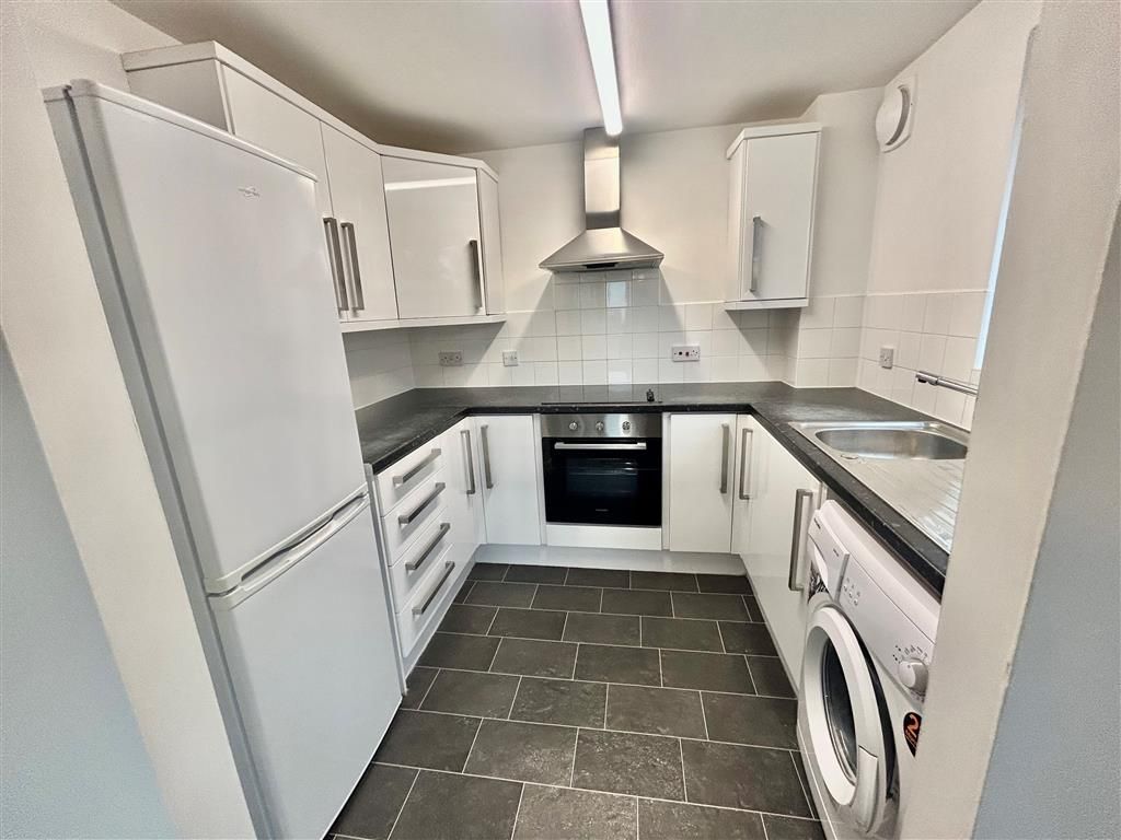 Property photo 2 of 8 Image