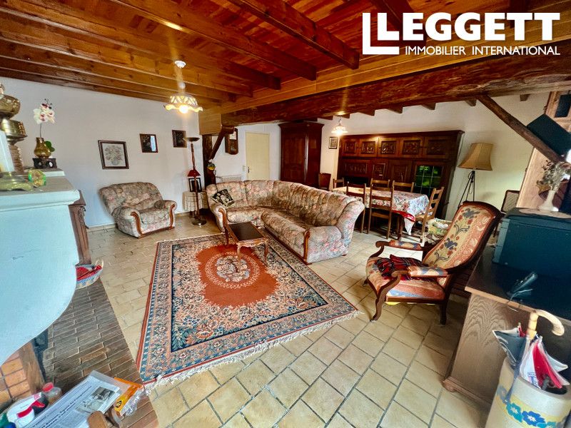 Property photo 2 of 10