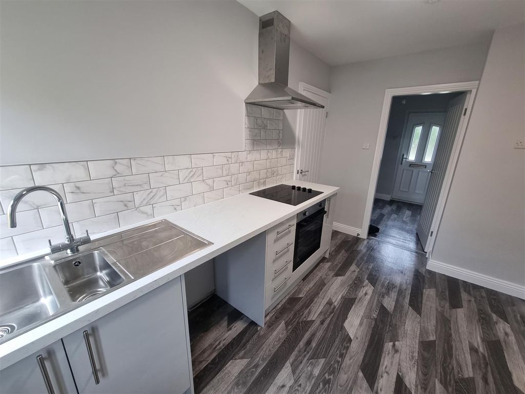 Property photo 2 of 11 Image003.Jpg