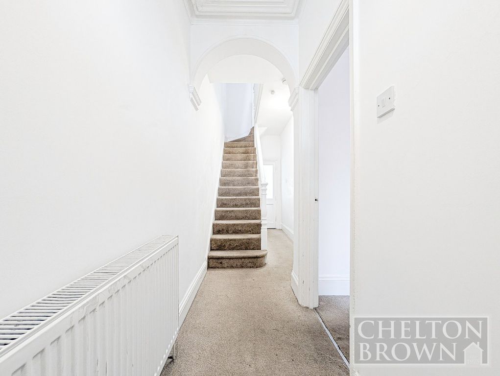 Property photo 2 of 29 Entrance Hall