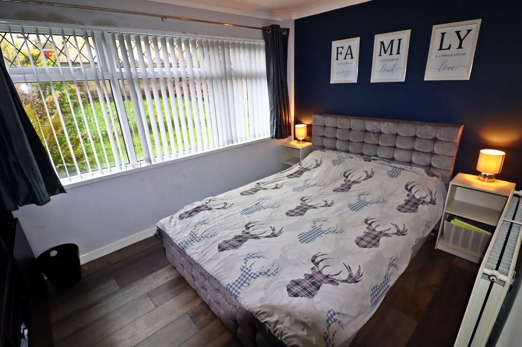 Property photo 3 of 25