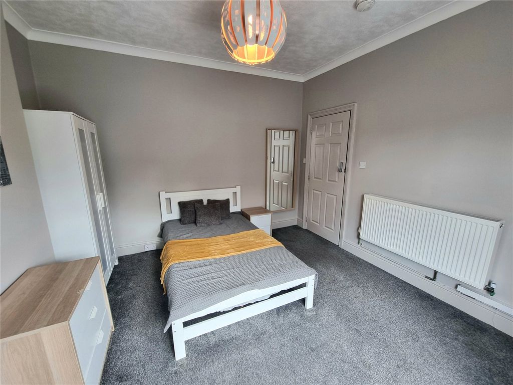 Property photo 2 of 10 Picture No. 22