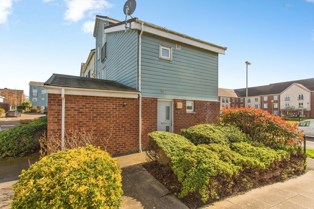 Property photo 1 of 10 External