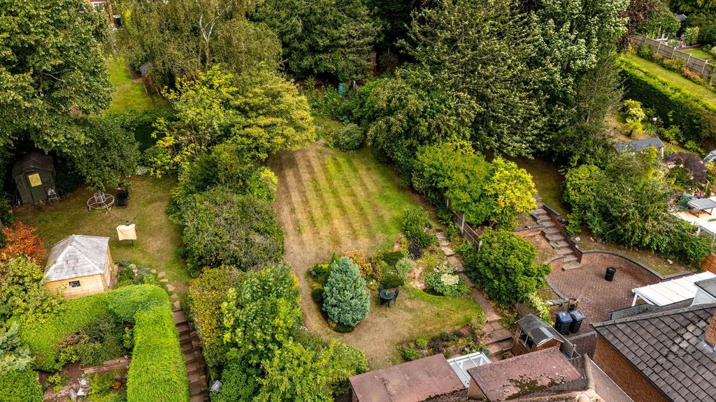 Property photo 2 of 23
