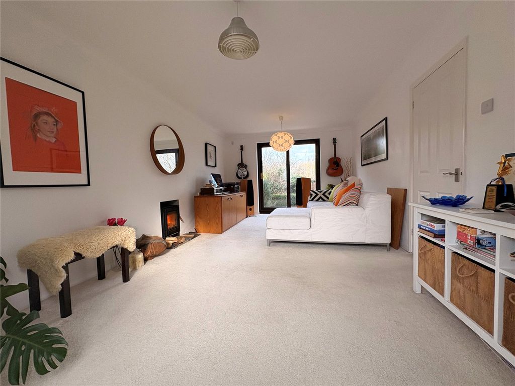 Property photo 3 of 31 Picture No. 07