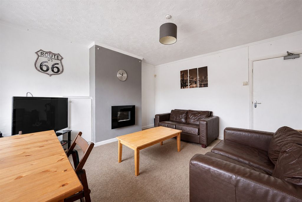 Property photo 2 of 11 955458 (2).Jpg