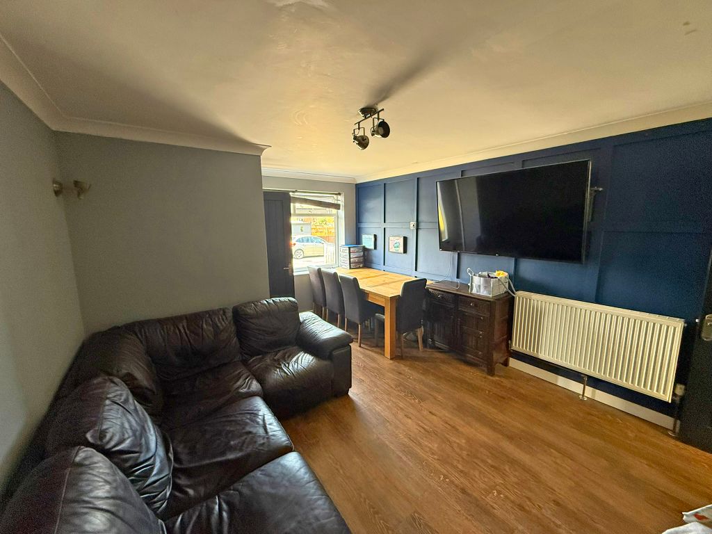 Property photo 2 of 10 Img_4750