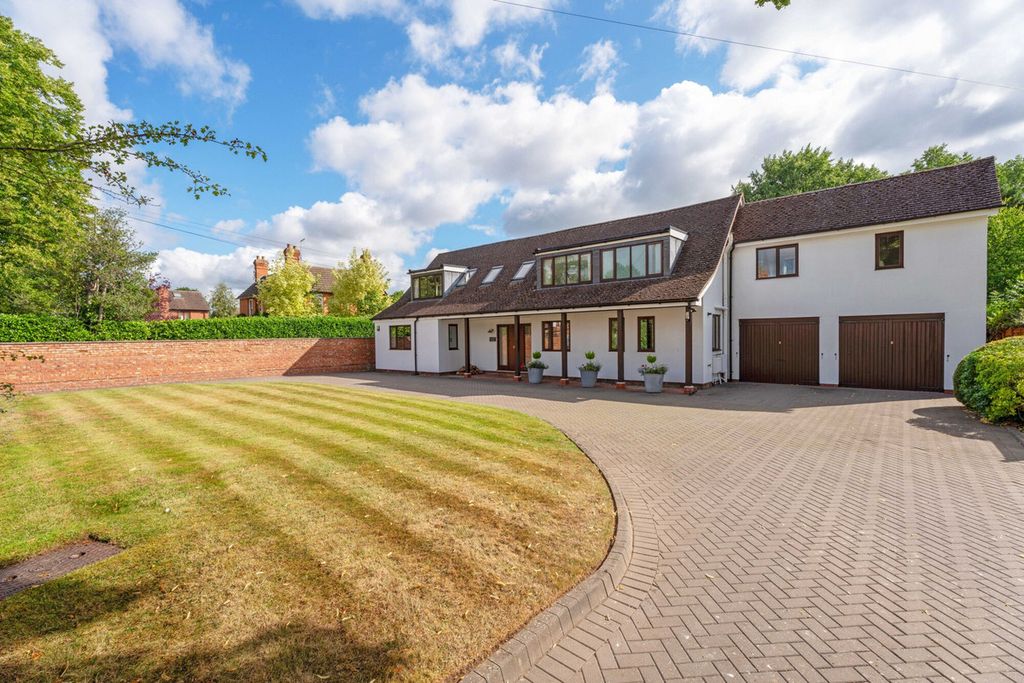 Property photo 1 of 31