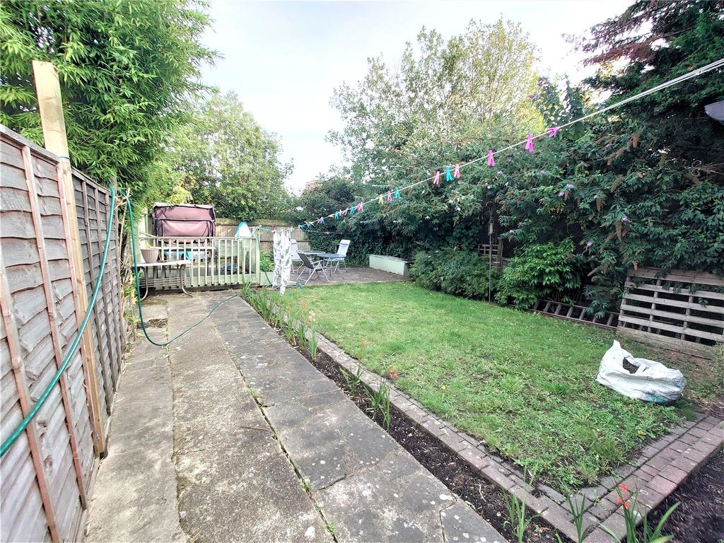 Property photo 2 of 7 Garden Shot 2
