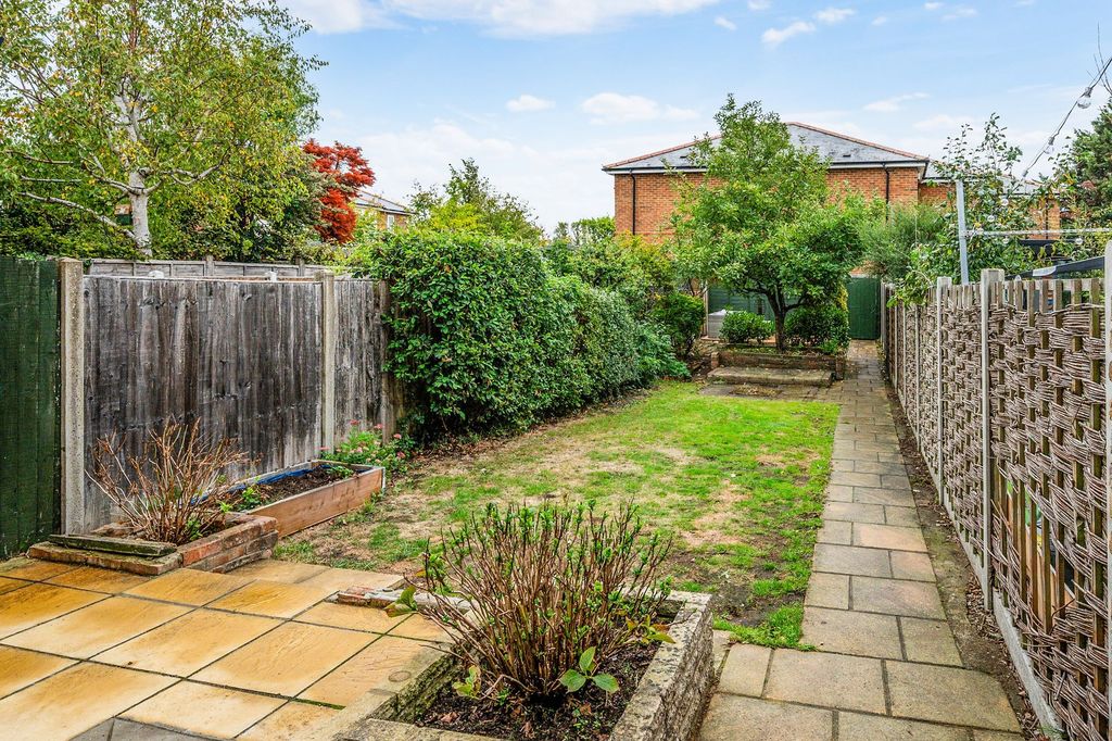 Property photo 2 of 14